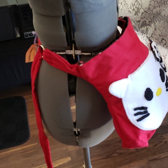 Hello Kitty Fanny Pack. - Picture 2 of 5